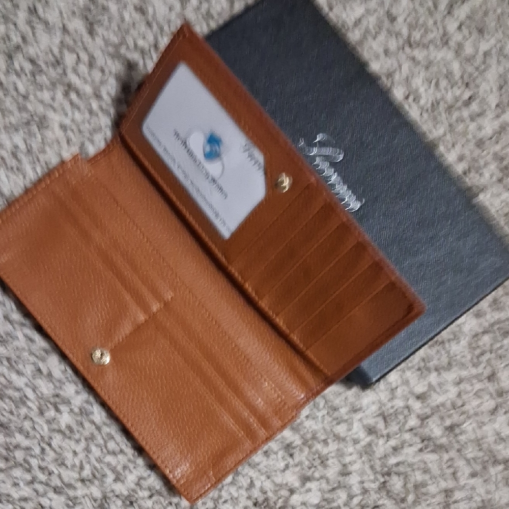 Brown Leather Key & Card Holder - Picture 4 of 8